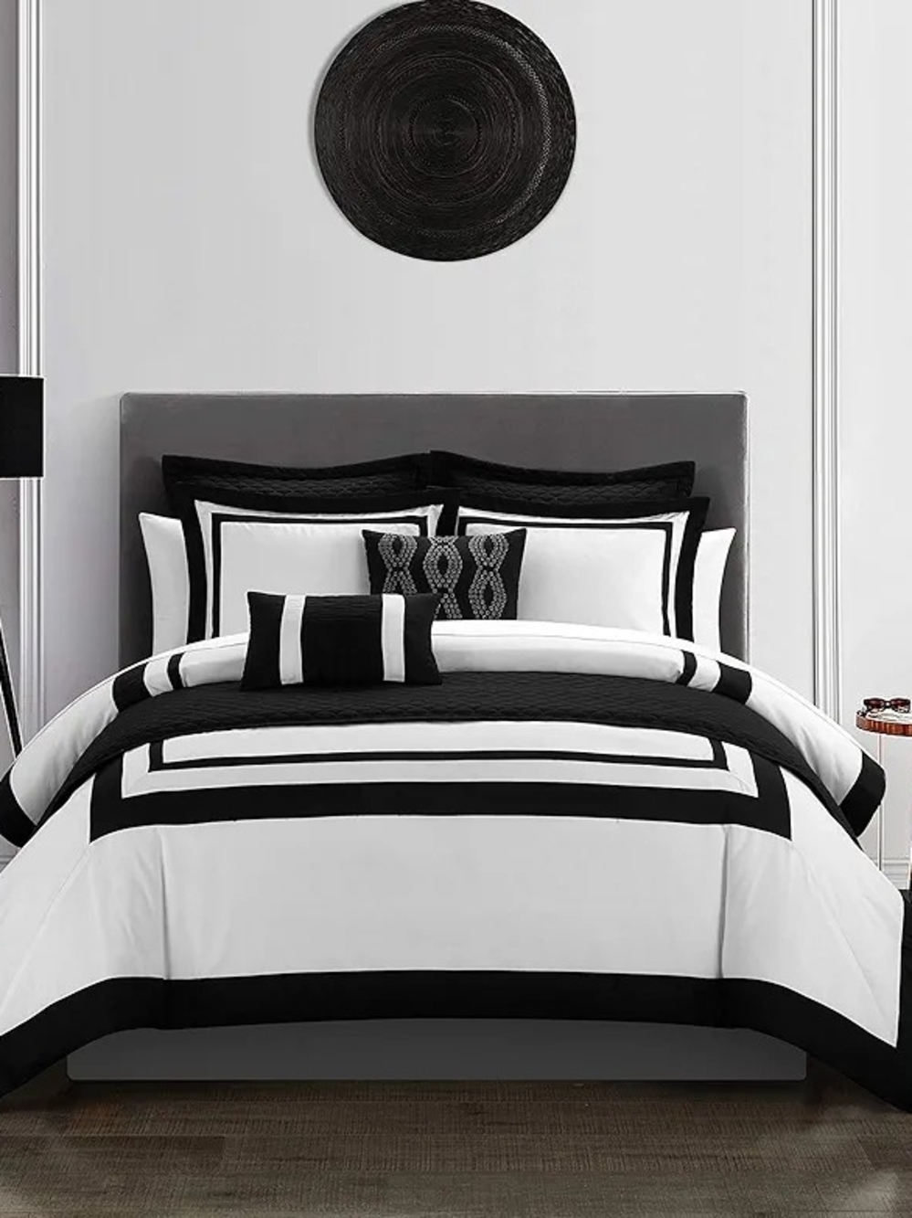 Black & White Geometric Comforter Set New